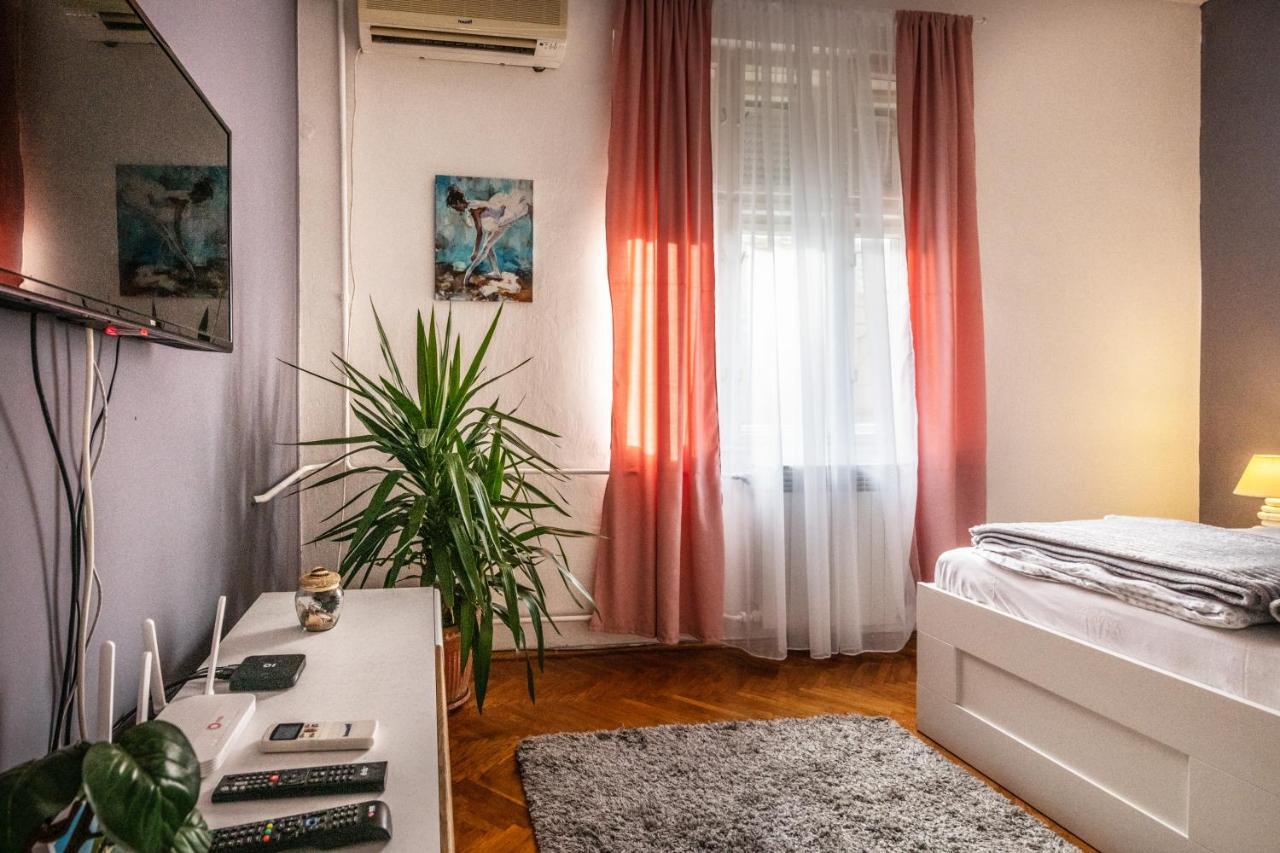 Neimar Apartment With Great Wi-Fi And Free Parking 베오그라드 외부 사진